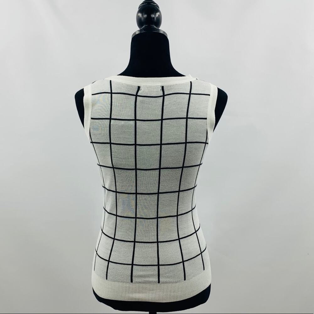 Halogen White & Black Box Striped Sweater Vest - Picture 8 of 10